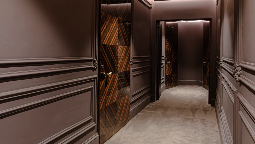 Spazi comuni con finiture in legno U-Visionary Roma